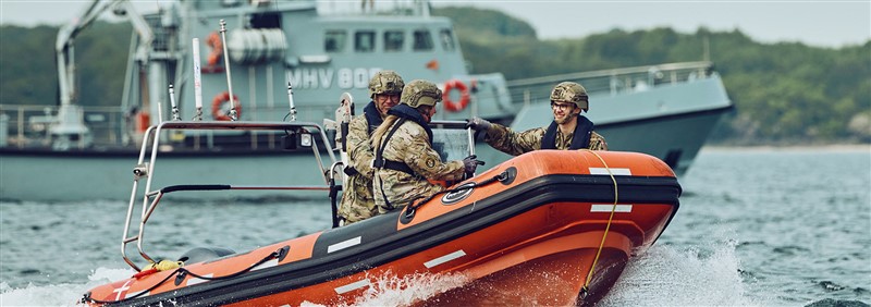 Marinehjemmeværnet er en specialiseret del af Hjemmeværnet, der løser en lang række opgaver til søs.