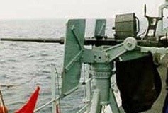 M 42 Fuldautomatisk kanon i enkeltaffutage (LvSa) 475 skud/min. Maks-rækning 4.000 m.
